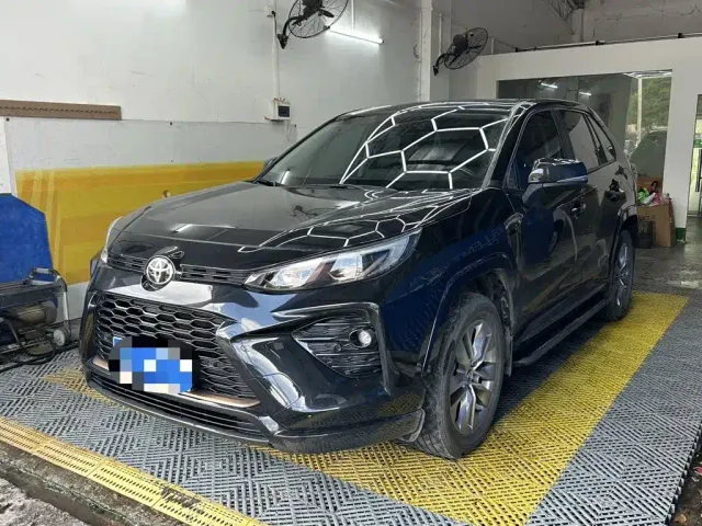 Фотография автомобиля — Toyota Wildlander