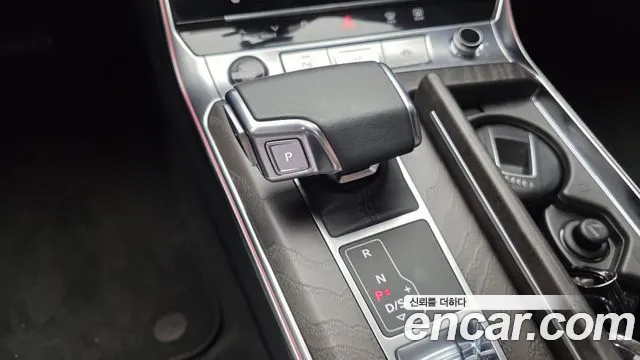 Audi A6 45 TFSI quattro Premium — Фото автомобиля 9