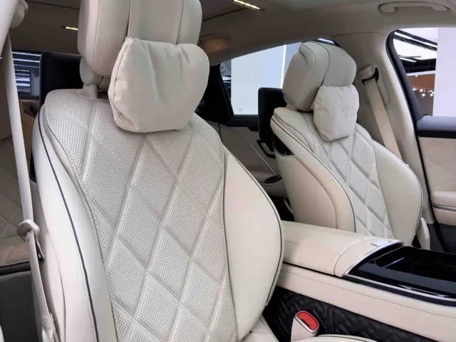 Mercedes-Benz Maybach S-Class — Фото автомобиля 13