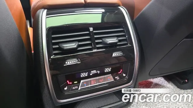 BMW X6 xDrive40i M Sport — Фото автомобиля 18
