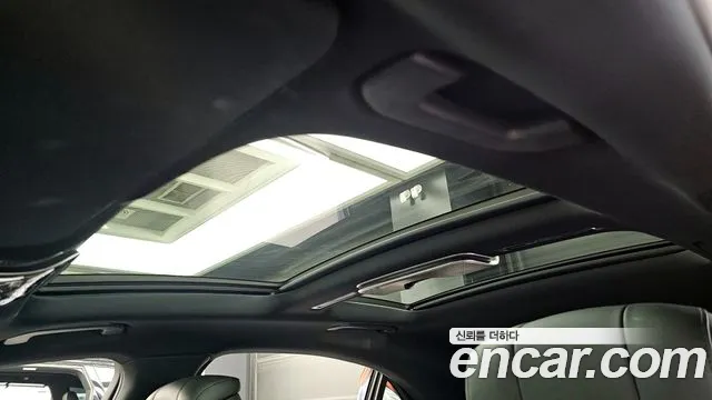 Mercedes-Benz S-Class — Фото автомобиля 18