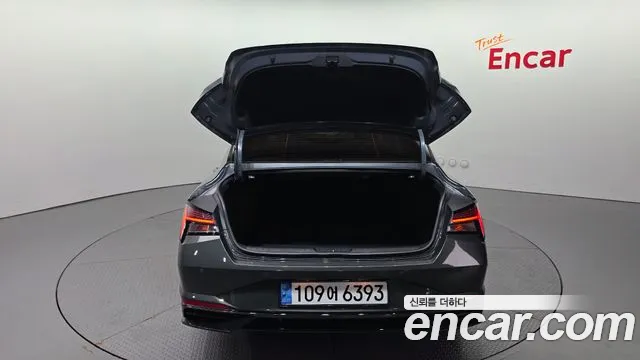 Hyundai Avante CN7 — Фото автомобиля 20