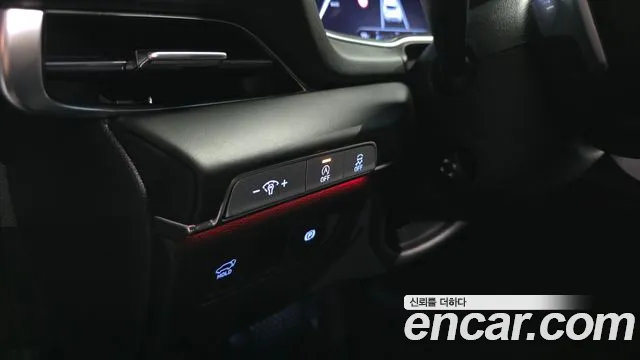 Genesis GV80 — Фото автомобиля 29