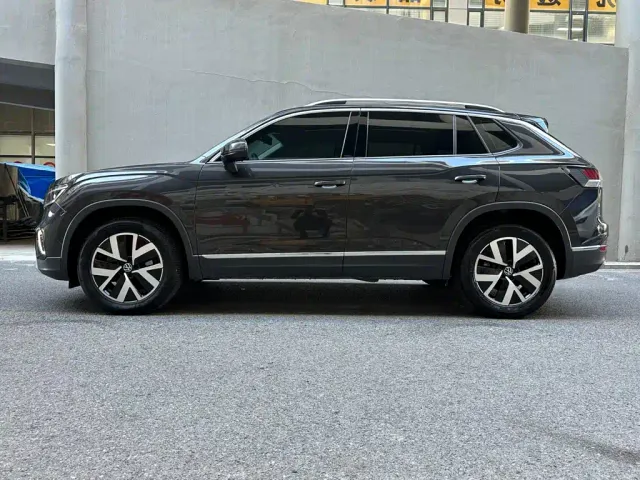 Volkswagen Tayron — Фото автомобиля 3