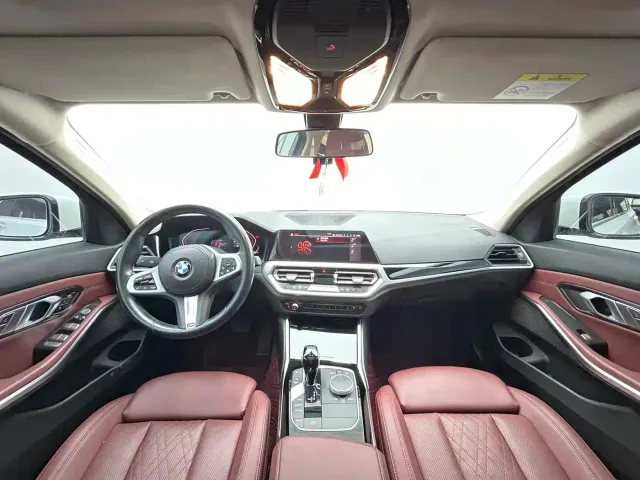 BMW 3 Series — Фото автомобиля 11