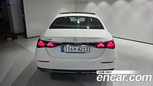 Mercedes-Benz E-Class W214 — Фото автомобиля 7