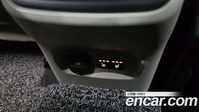 Volvo XC40 — Фото автомобиля 26
