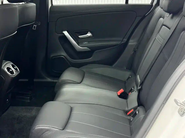 Mercedes-Benz A-Class — Фото автомобиля 19