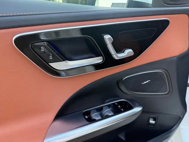 Mercedes-Benz C-Class — Фото автомобиля 13