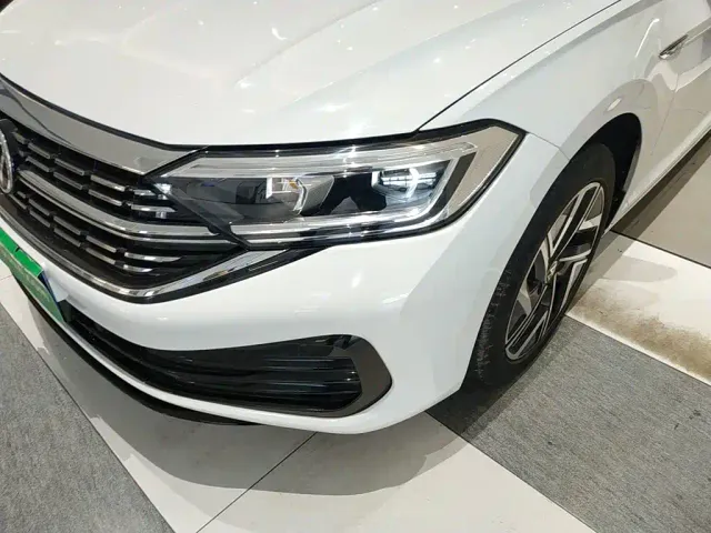 Volkswagen Sagitar — Фото автомобиля 23