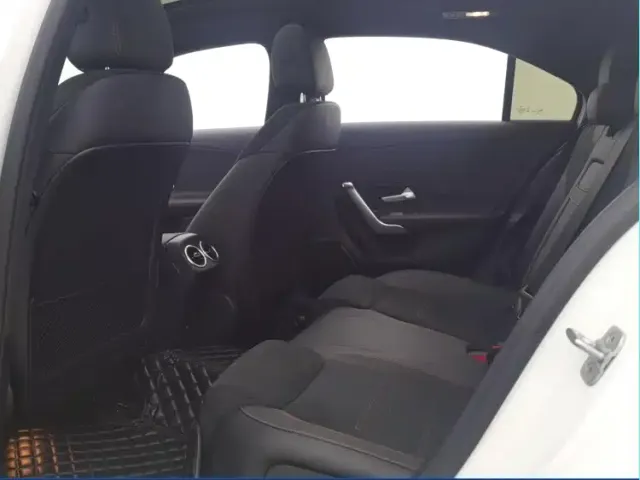 Mercedes-Benz A-Class — Фото автомобиля 13
