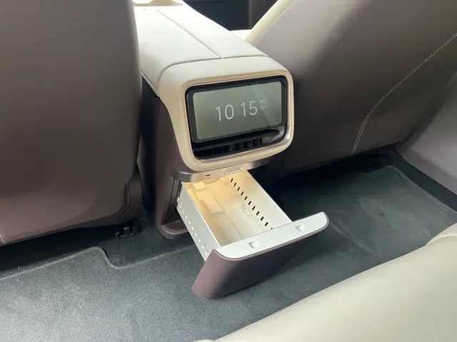 Xiaomi Auto Xiaomi SU7 2026 All-Wheel Drive Edition — Фото автомобиля 14
