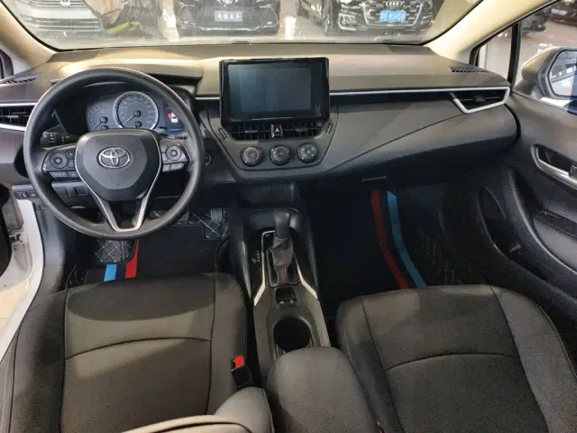 Toyota Corolla — Фото автомобиля 11