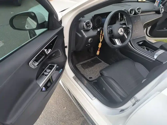 Mercedes-Benz C-Class — Фото автомобиля 17