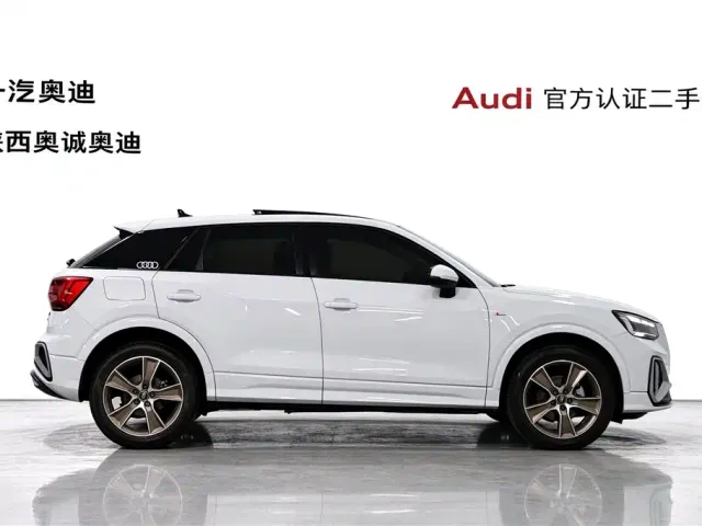 Audi Q2L — Фото автомобиля 3