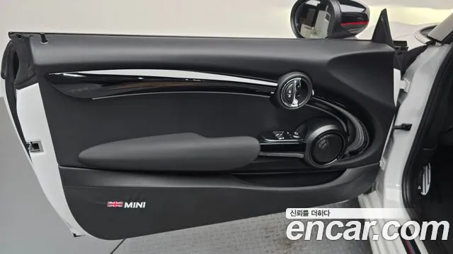 MINI Cooper — Фото автомобиля 13