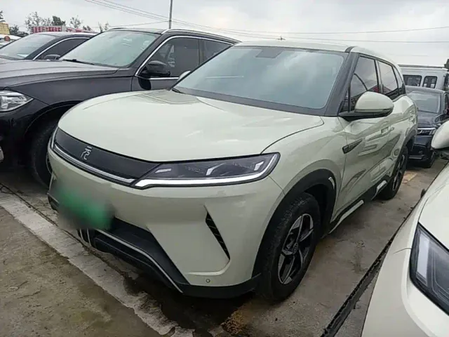 Фотография автомобиля — BYD Yuan UP