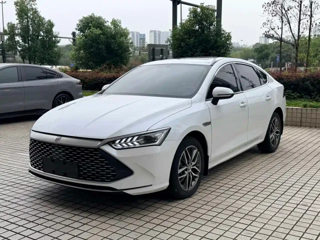 Фотография автомобиля — BYD Qin PLUS