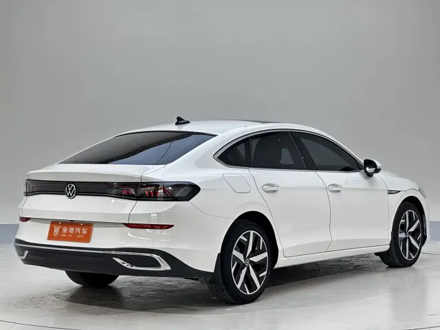 Volkswagen Lamando — Фото автомобиля 4