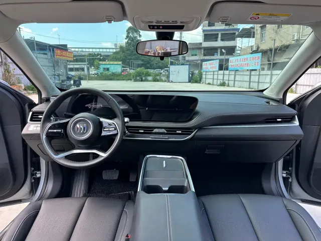 Buick LaCrosse — Фото автомобиля 9