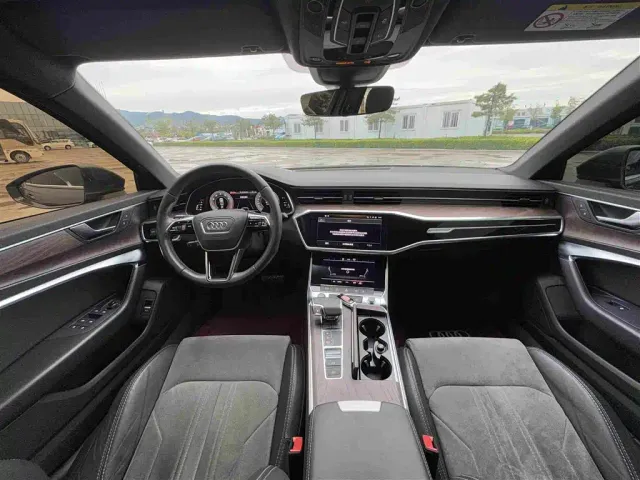 Audi A6L — Фото автомобиля 6