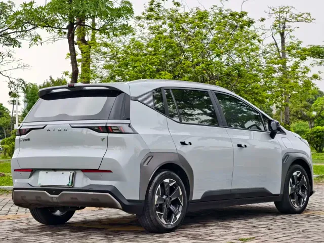 GAC Aion Y — Фото автомобиля 5