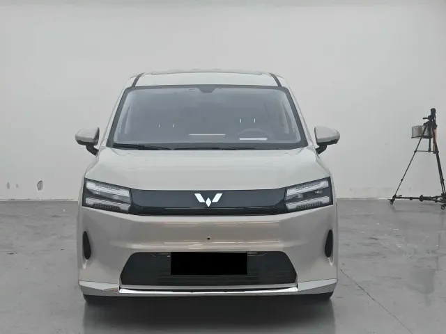Wuling Starlight 730 — Фото автомобиля 2