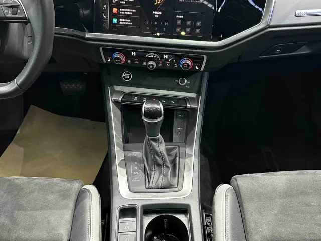 Audi Q3 — Фото автомобиля 9