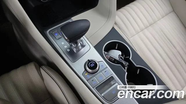 Genesis G70 New — Фото автомобиля 12
