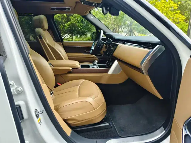 Land Rover Range Rover — Фото автомобиля 9