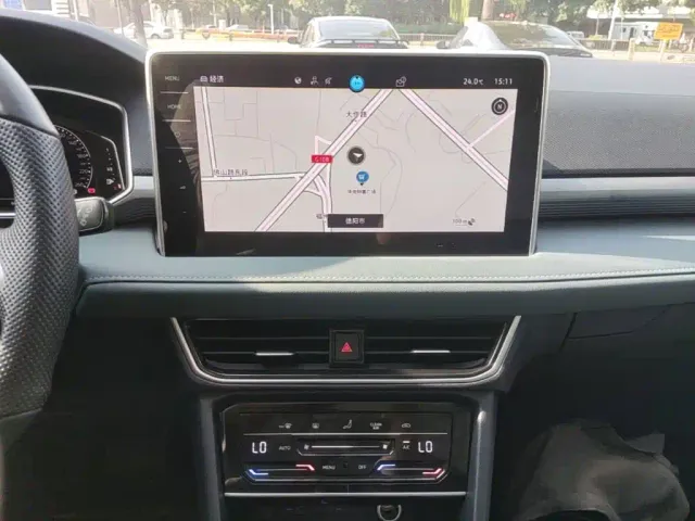 Volkswagen Tharu — Фото автомобиля 12