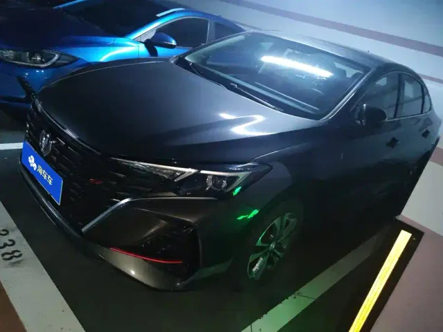 Фотография автомобиля — Changan Eado