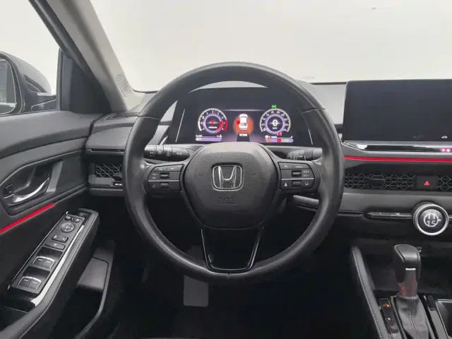 Honda Accord — Фото автомобиля 11