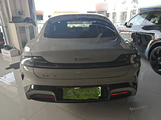 Xiaomi SU7 — Фото автомобиля 5