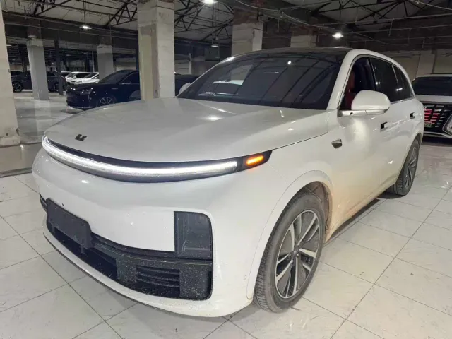 Фотография автомобиля — Li Auto L7