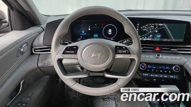 Hyundai Avante CN7 — Фото автомобиля 13