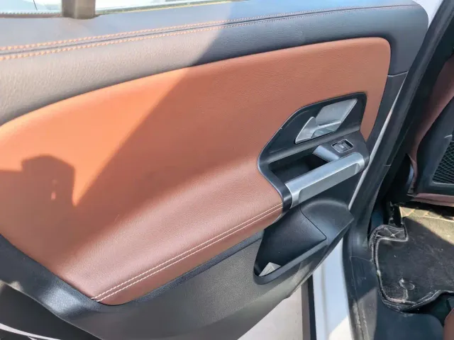 Mercedes-Benz GLB-Class — Фото автомобиля 9