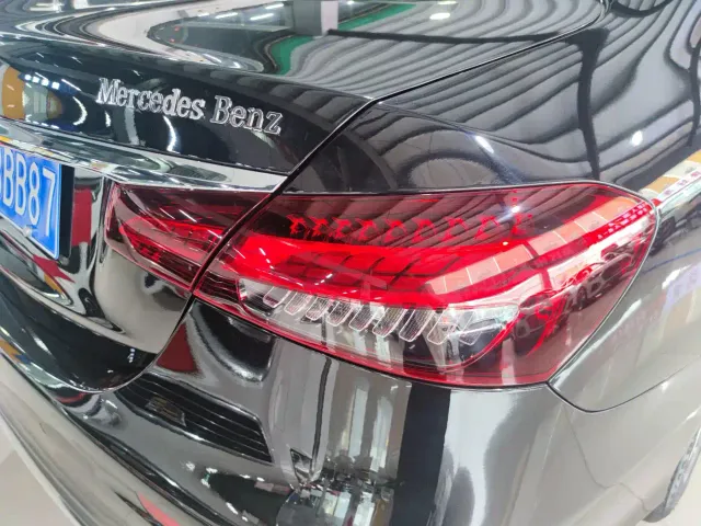Mercedes-Benz E-Class — Фото автомобиля 6