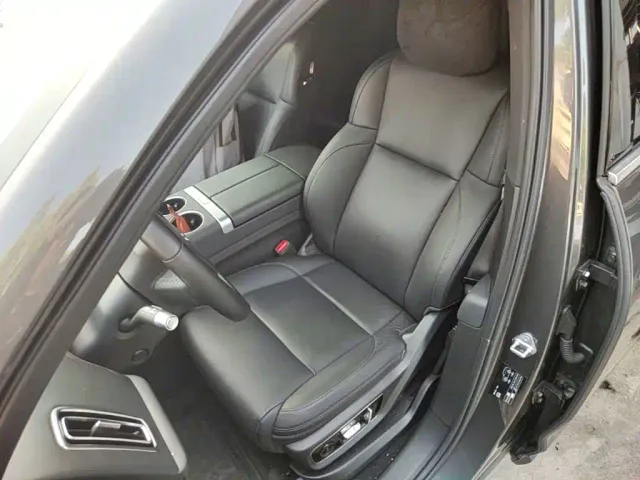 Li Auto L7 — Фото автомобиля 14