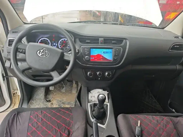 Changan Ono S — Фото автомобиля 9