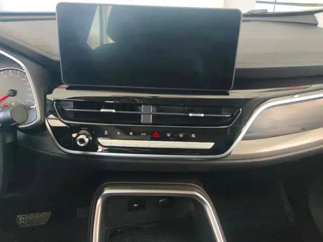 Haval Haval H6 2025 1.5T National Trend Urban Edition — Фото автомобиля 13