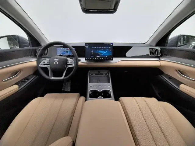 BYD Song Pro — Фото автомобиля 5
