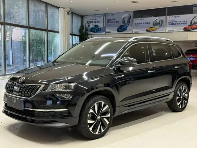 Фотография автомобиля — Skoda Karoq