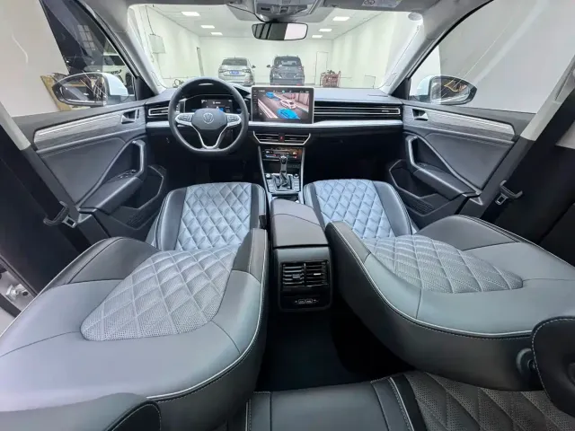 Volkswagen Sagitar — Фото автомобиля 9