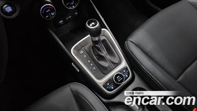 Hyundai Venue Venue 1.6 Premium — Фото автомобиля 9