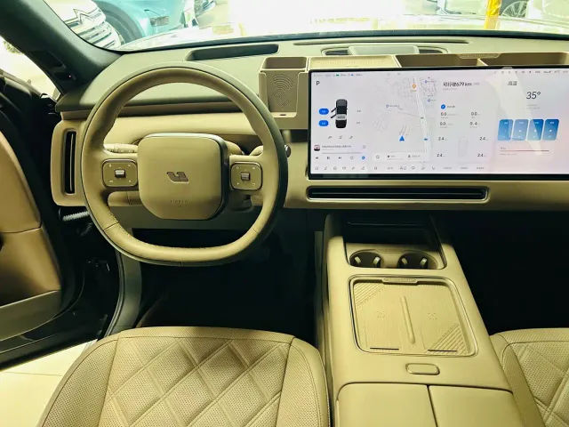 Li Auto Li Xiang L9 2026 Base Model — Фото автомобиля 15