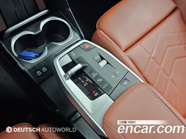 BMW X1 U11 — Фото автомобиля 9