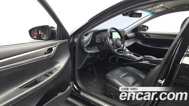 Hyundai Grandeur Новый Grandeur IG — Фото автомобиля 10