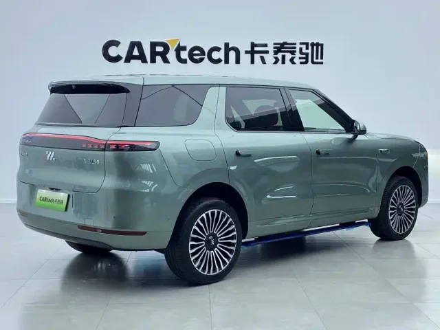 IM Motors LS8 — Фото автомобиля 12