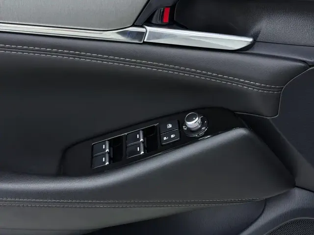 Mazda Atenza — Фото автомобиля 11